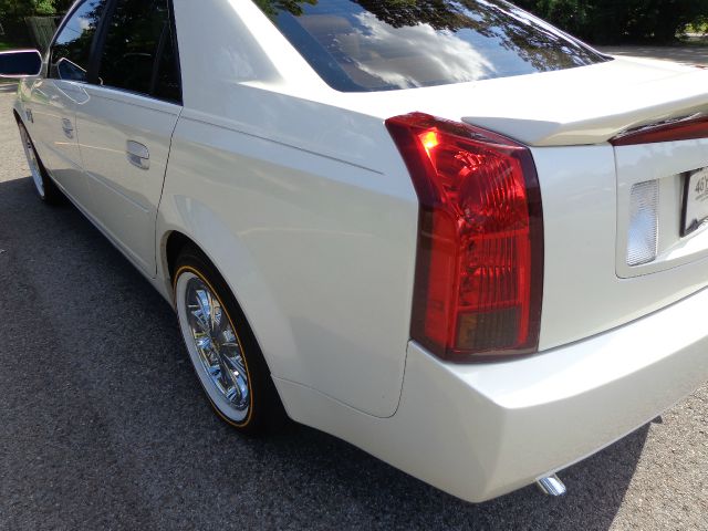 Cadillac CTS 2004 photo 1