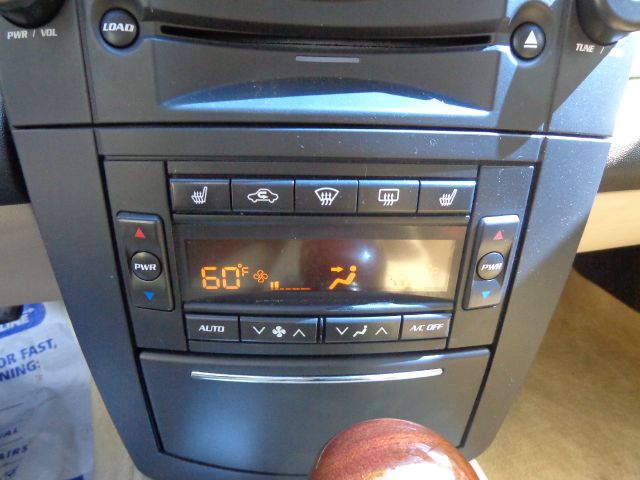 Cadillac CTS 2004 photo 13