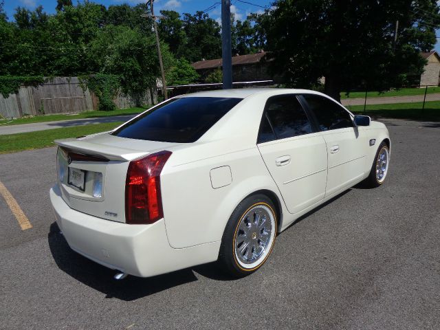 Cadillac CTS 2004 photo 32
