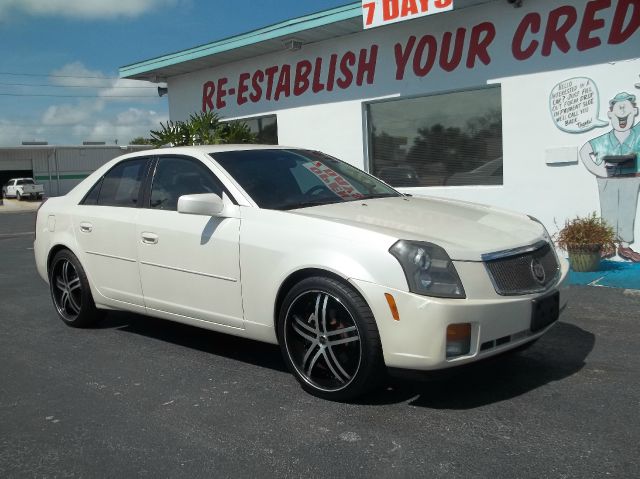 Cadillac CTS 2004 photo 13