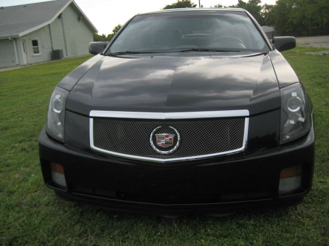 Cadillac CTS 2004 photo 2