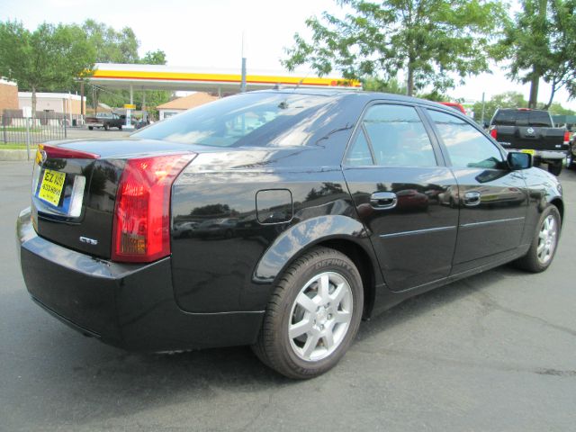 Cadillac CTS 2004 photo 4