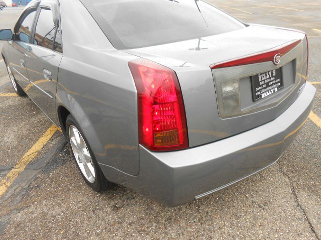 Cadillac CTS 2004 photo 2