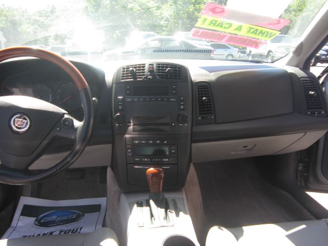 Cadillac CTS 2004 photo 12