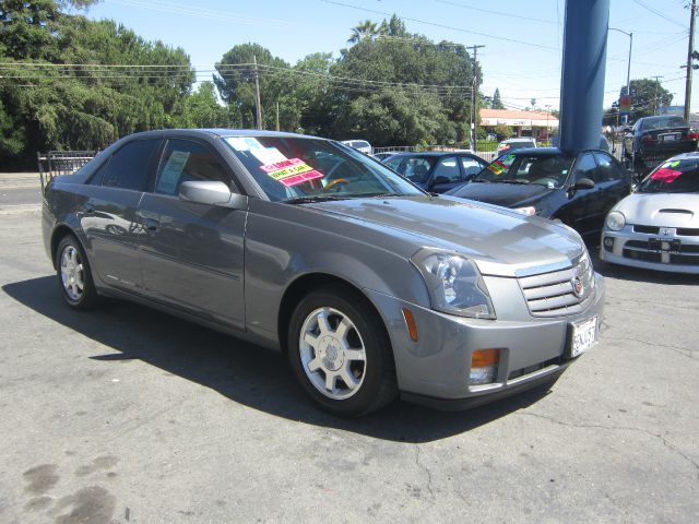 Cadillac CTS 2004 photo 13