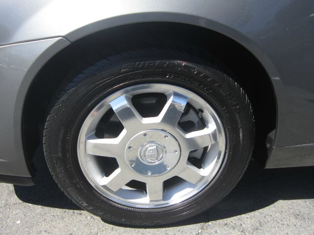 Cadillac CTS 2004 photo 3