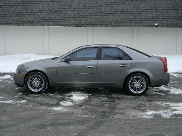 Cadillac CTS 2004 photo 3