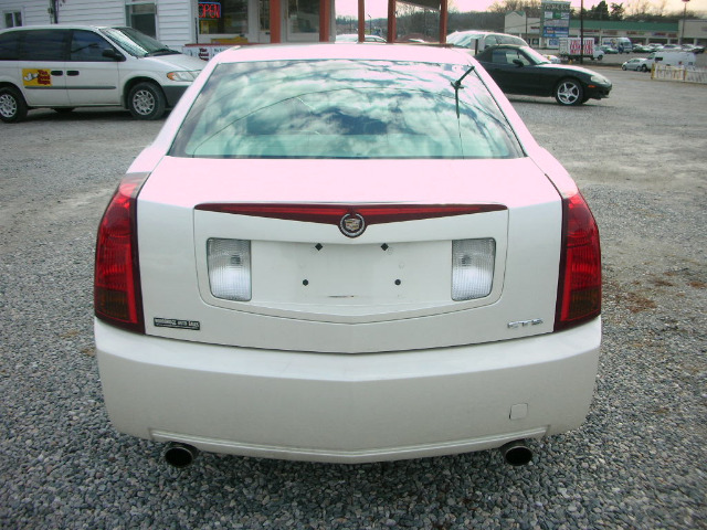 Cadillac CTS 2004 photo 3
