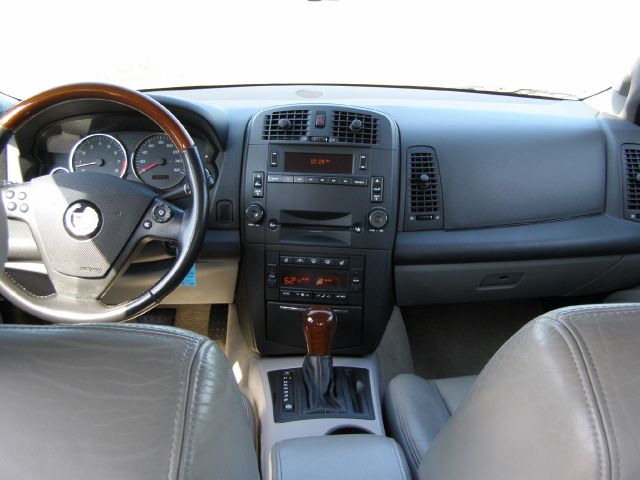 Cadillac CTS 2005 photo 2