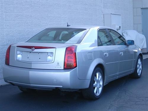 Cadillac CTS 2005 photo 2