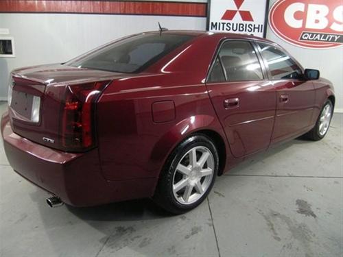 Cadillac CTS 2005 photo 2