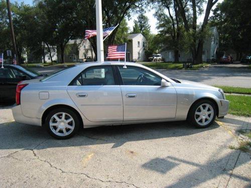 Cadillac CTS 2005 photo 2