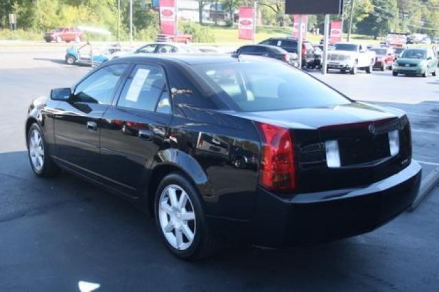 Cadillac CTS 2005 photo 2
