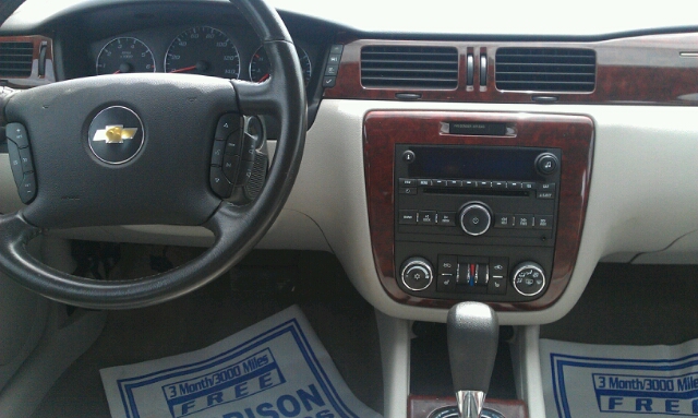 Cadillac CTS Base Sedan