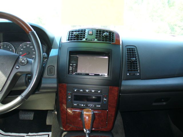 Cadillac CTS Hybrid SUV Sedan