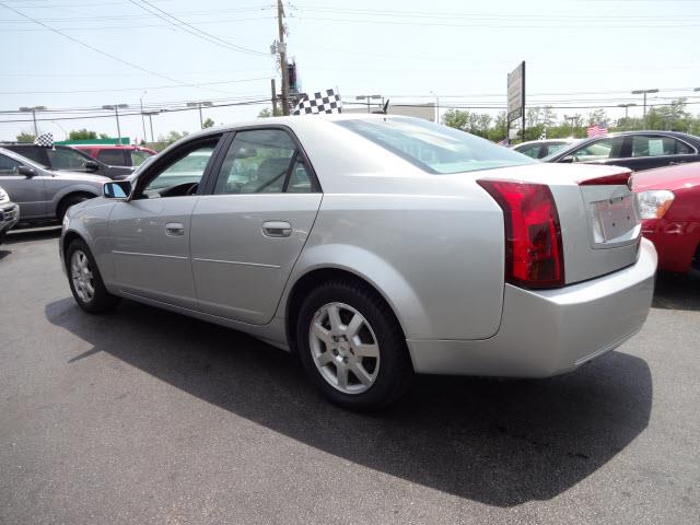 Cadillac CTS Unknown Sedan