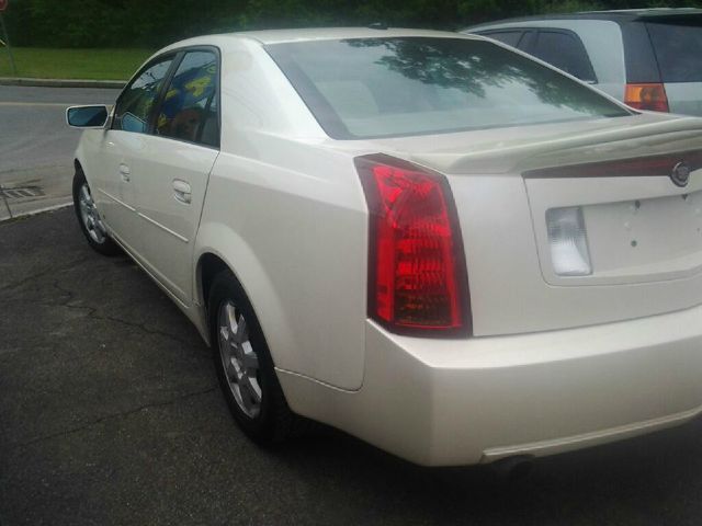 Cadillac CTS 2007 photo 2