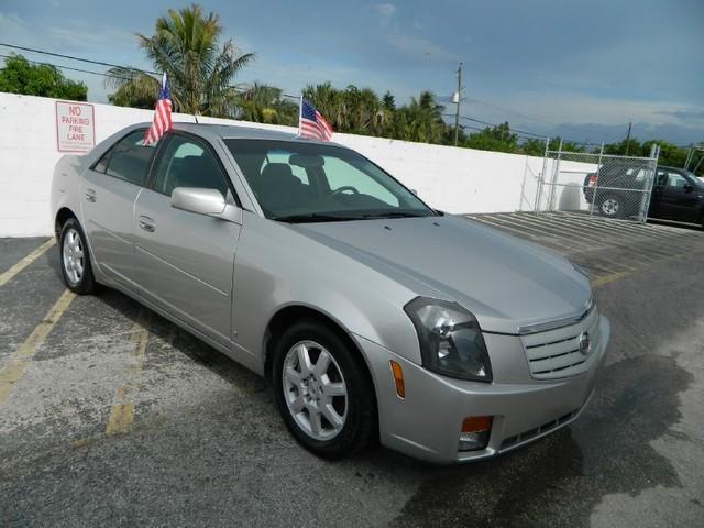 Cadillac CTS Unknown Sedan
