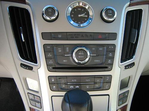 Cadillac CTS 2008 photo 2