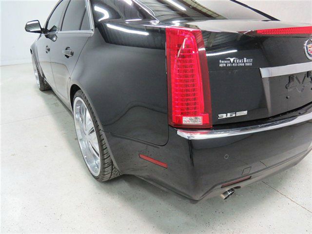 Cadillac CTS 2008 photo 2