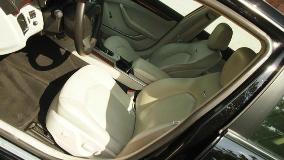 Cadillac CTS LX (leather) Sedan
