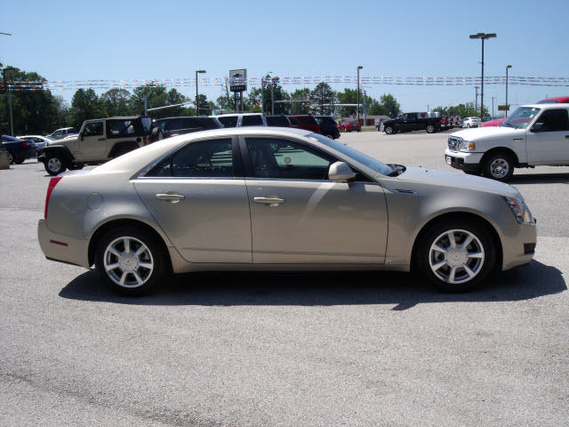 Cadillac CTS 2008 photo 2