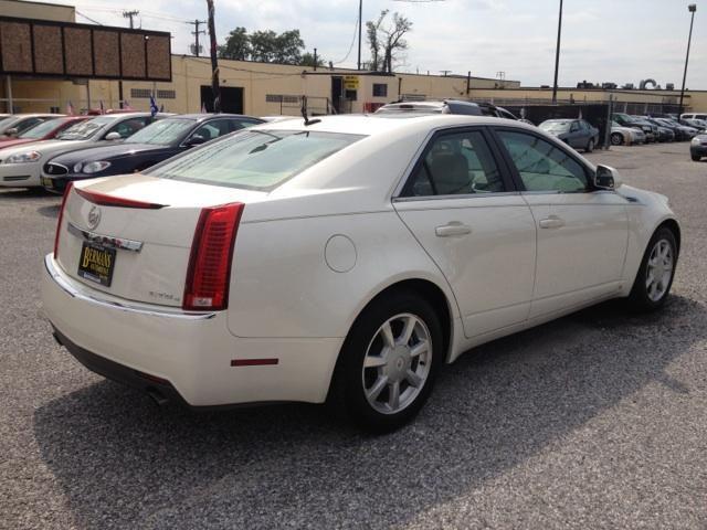 Cadillac CTS 2008 photo 2