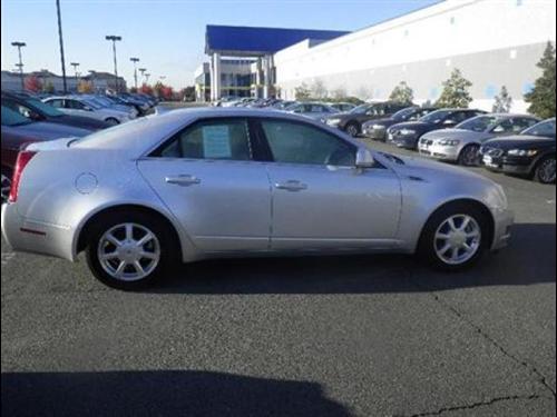 Cadillac CTS 2009 photo 2