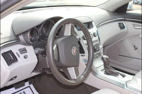 Cadillac CTS 2009 photo 1