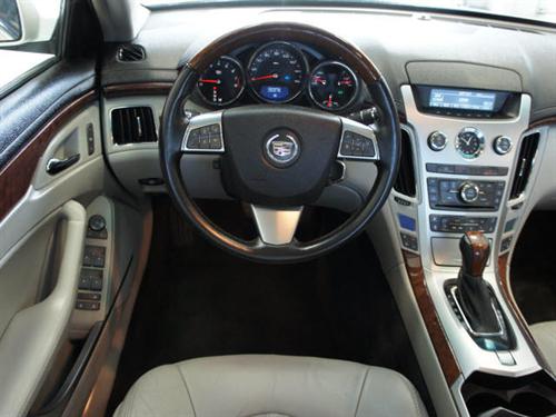 Cadillac CTS 2009 photo 2
