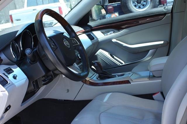 Cadillac CTS 2009 photo 16