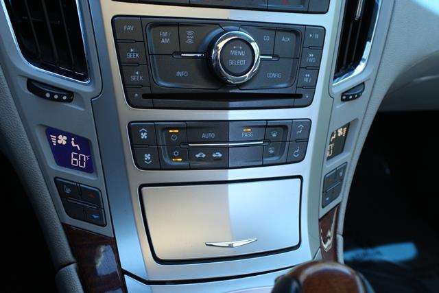 Cadillac CTS 2009 photo 17