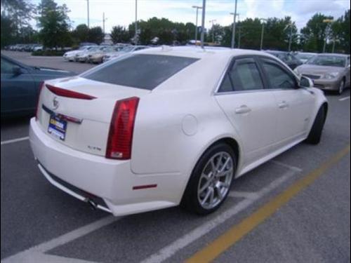 Cadillac CTS 2009 photo 1