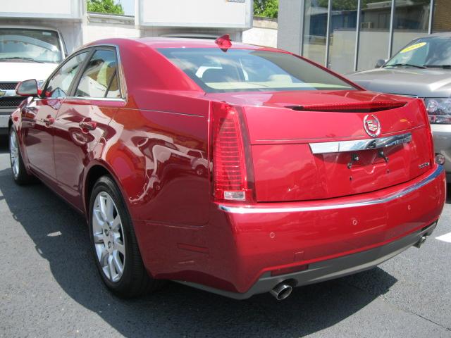 Cadillac CTS 2009 photo 2
