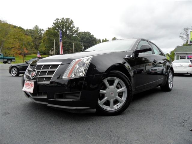 Cadillac CTS Base Sedan
