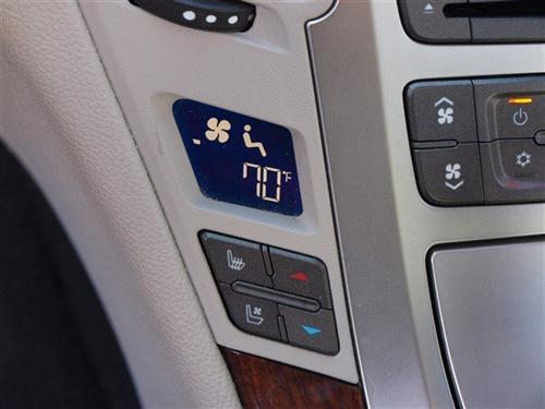 Cadillac CTS 2009 photo 2