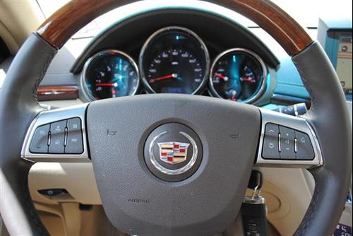 Cadillac CTS 2009 photo 2