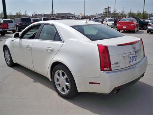 Cadillac CTS 2009 photo 1