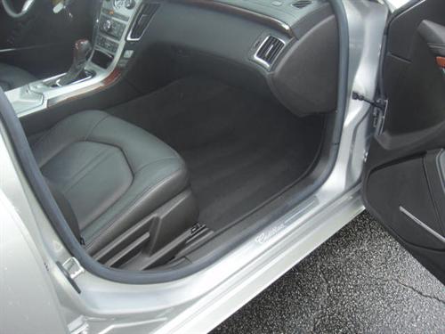 Cadillac CTS 2009 photo 1