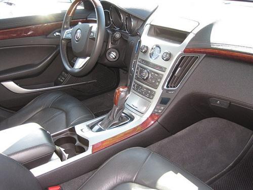 Cadillac CTS 2009 photo 2