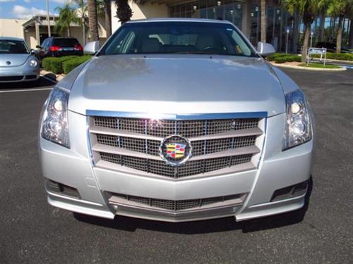 Cadillac CTS 2010 photo 2