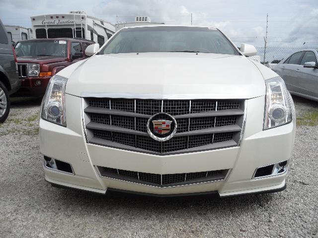 Cadillac CTS 2010 photo 1