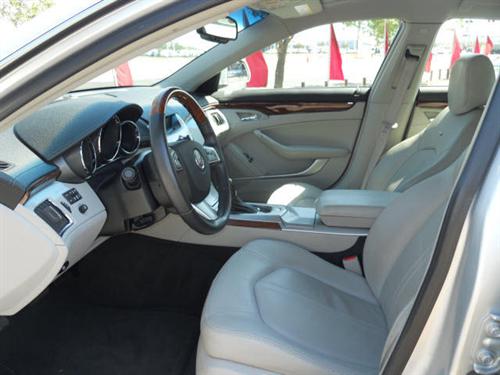 Cadillac CTS 2010 photo 2