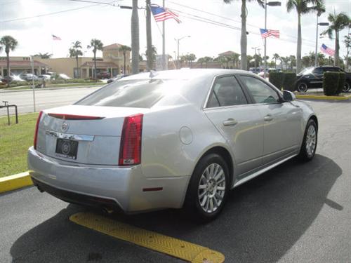 Cadillac CTS 2010 photo 3