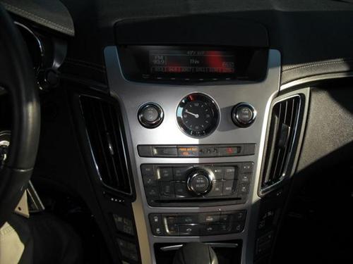 Cadillac CTS 2010 photo 1