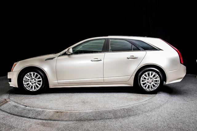 Cadillac CTS 2010 photo 3