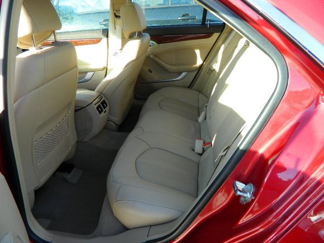 Cadillac CTS 2010 photo 1