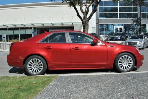 Cadillac CTS 2010 photo 2