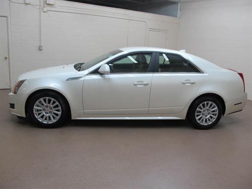 Cadillac CTS 2010 photo 1