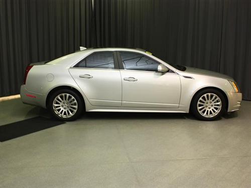 Cadillac CTS 2010 photo 2